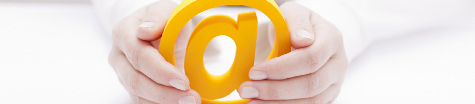 Контакт с Флуида ООД